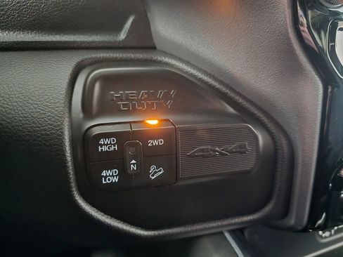 Used 2023 RAM 2500 Laramie w/ Night Edition image 40