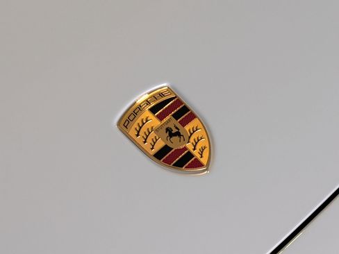 Certified 2025 Porsche 911 Carrera image 13