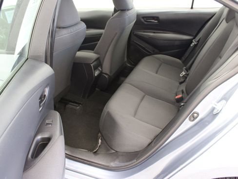 Used 2025 Toyota Corolla LE FWD image 25