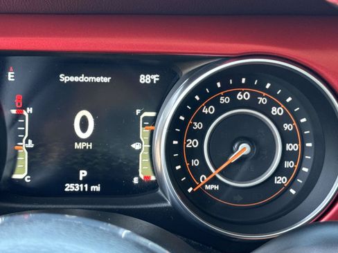 Certified 2023 Jeep Gladiator Rubicon w/ Cold Weather Group AWD/4WD image 22