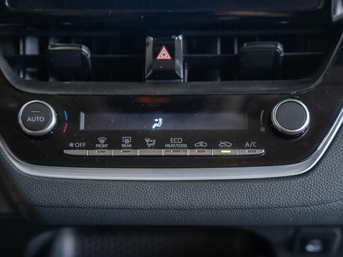 Used 2024 Toyota Corolla LE FWD image 19