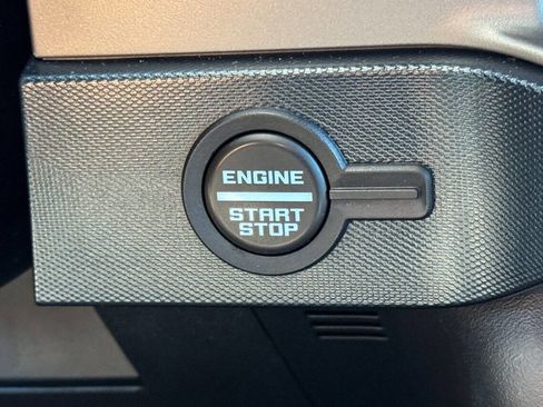 Used 2021 Ford Bronco First Edition AWD/4WD image 29