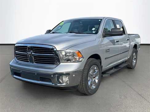 Used 2017 RAM 1500 Big Horn image 3