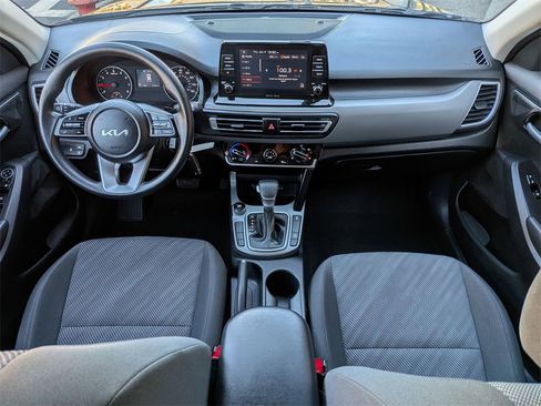 Certified 2023 Kia Seltos LX image 19