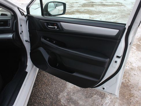 Used 2015 Subaru Legacy 2.5i Premium image 32