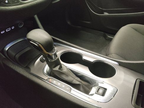 Used 2024 Chevrolet Malibu LT image 26