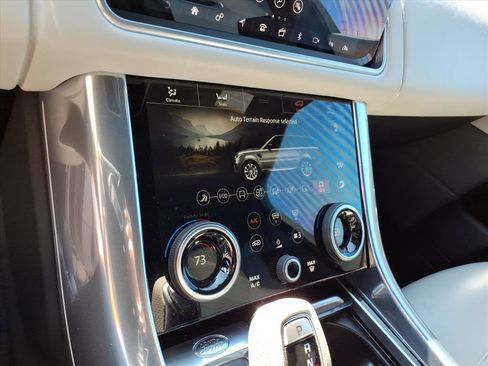 Used 2018 Land Rover Range Rover Sport SVR image 18