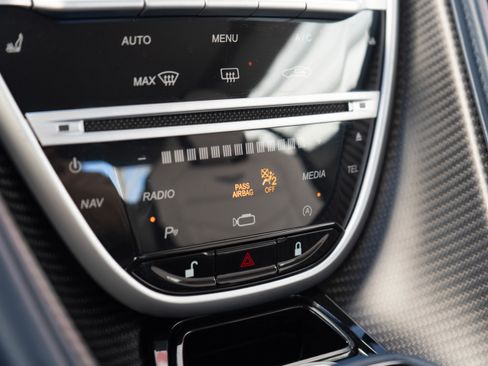 Used 2019 Aston Martin DBS Superleggera image 22