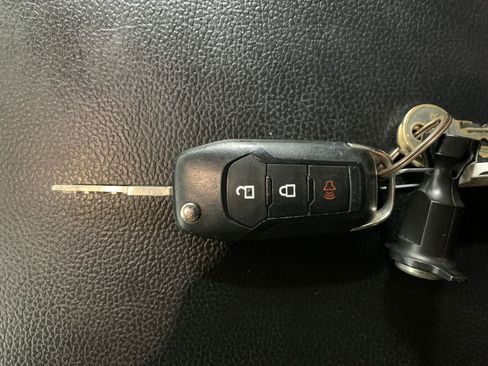 Used 2018 Ford F150 XL w/ Equipment Group 101A Mid image 28