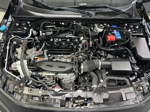 Used 2022 Honda Civic Sport Touring image 11