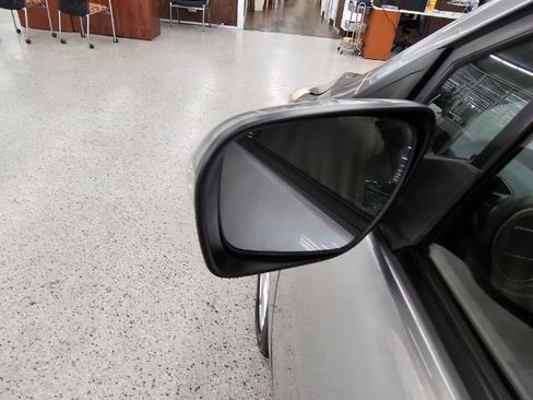 Used 2013 MAZDA MAZDA5 Grand Touring image 34