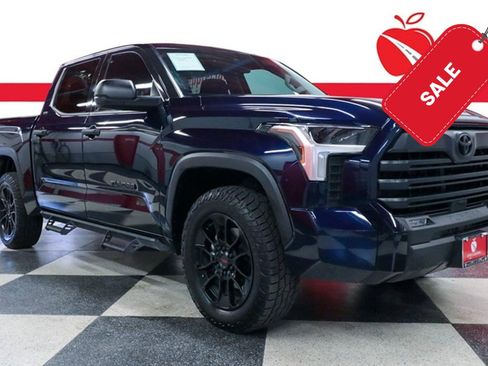 Used 2022 Toyota Tundra SR5 AWD/4WD image 1
