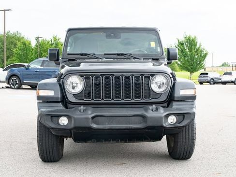 Used 2024 Jeep Wrangler Unlimited Sport AWD/4WD image 9