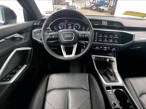 Used 2025 Audi Q3 2.0T Premium AWD/4WD image 17