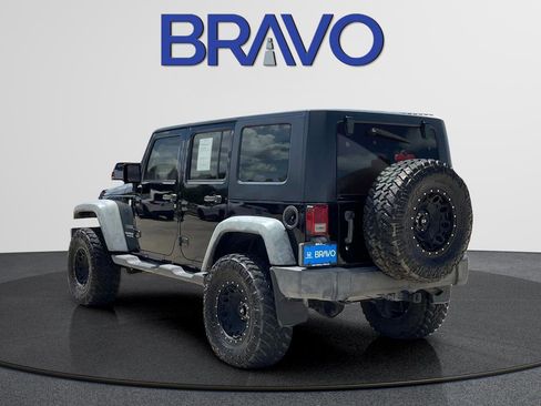 Used 2010 Jeep Wrangler Unlimited Sport w/ PWR Convenience Group image 8