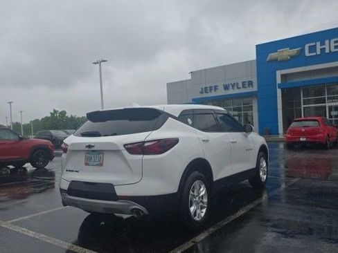 Used 2021 Chevrolet Blazer LT AWD/4WD image 3