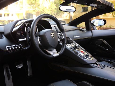 Used 2014 Lamborghini Aventador LP 700-4 AWD/4WD image 17