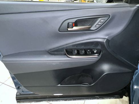 New 2026 Toyota Crown Signia Limited image 14