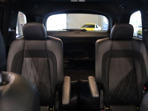 Used 2021 Mercedes-Benz GLS 63 AMG 4MATIC image 37