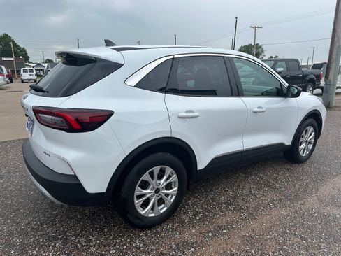 Used 2024 Ford Escape Active AWD/4WD image 6