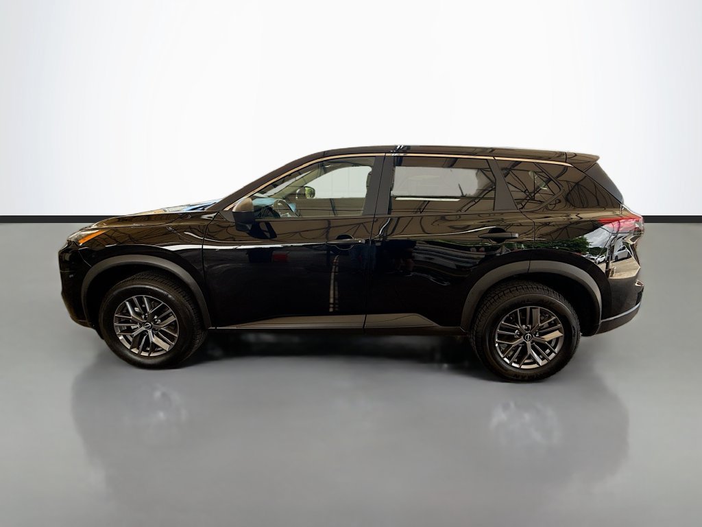 Used 2024 Nissan Rogue S AWD/4WD image 4