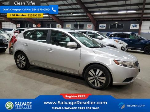 Used 2013 Kia Forte EX image 5