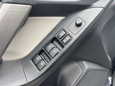 Used 2014 Subaru Forester 2.5i Touring AWD/4WD image 13