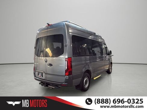 Used 2023 Mercedes-Benz Sprinter 2500 image 4