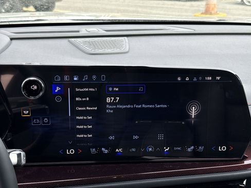 New 2026 Chevrolet Traverse RS image 18