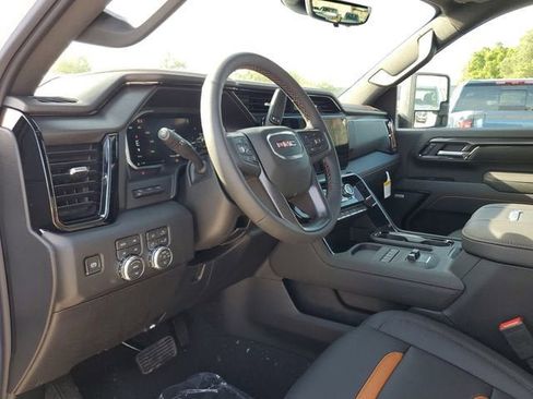 New 2026 GMC Sierra 2500 AT4 w/ AT4 Premium Plus Package AWD/4WD image 21
