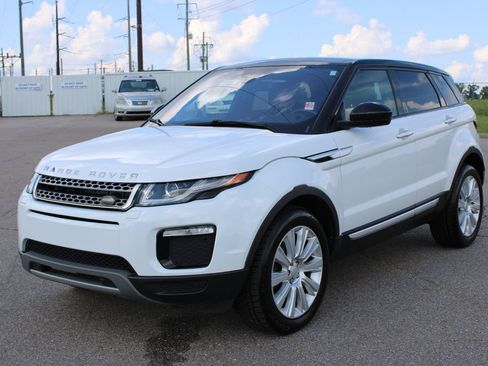 Used 2018 Land Rover Range Rover Evoque HSE AWD/4WD image 2