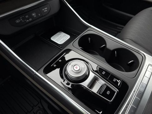 New 2026 Kia Carnival EX FWD image 27
