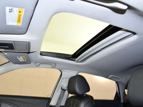 Certified 2024 Acura Integra FWD image 38
