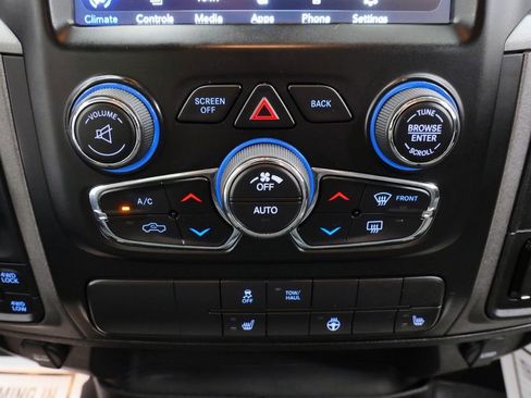 Used 2020 RAM 1500 Express w/ Wheel & Sound Group image 29