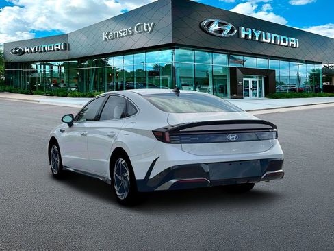 New 2026 Hyundai Sonata SEL FWD image 5