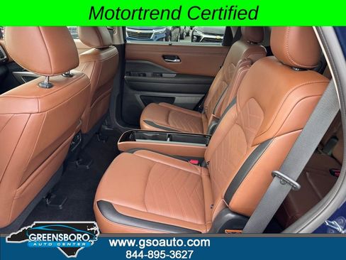 Used 2022 Nissan Pathfinder Platinum w/ Cargo Package AWD/4WD image 31