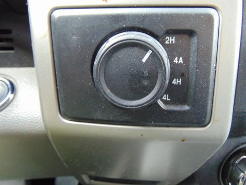 Used 2020 Ford F150 Lariat image 33