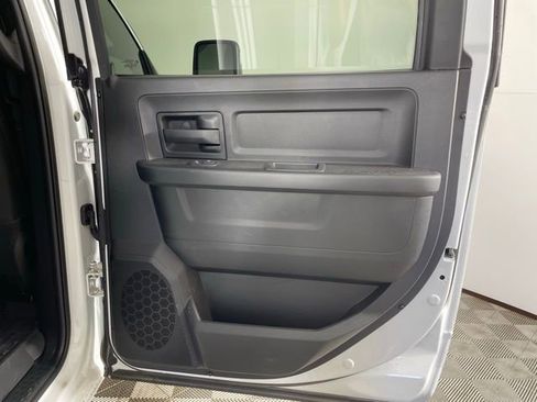 New 2024 RAM 5500 Tradesman w/ Chrome Appearance Group image 34