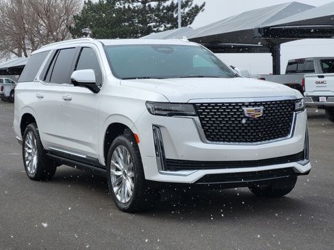 Certified 2024 Cadillac Escalade Premium Luxury w/ Performance Package image 3