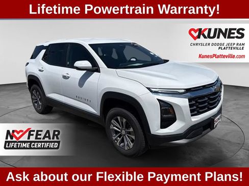 Used 2026 Chevrolet Equinox LT AWD/4WD image 3