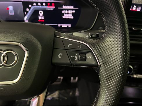 Used 2023 Audi SQ5 Premium Plus w/ Premium Plus Package image 12