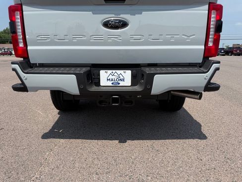 New 2026 Ford F250 Lariat w/ Black Appearance Package AWD/4WD image 19