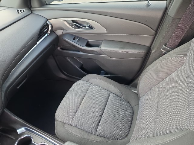 Certified 2022 Chevrolet Traverse LT FWD image 15