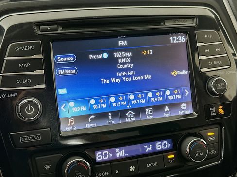 Used 2016 Nissan Maxima SR FWD image 21