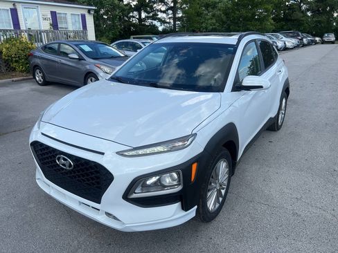 Used 2018 Hyundai Kona SEL w/ SEL Tech Package 02 FWD image 2