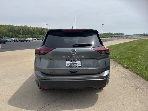 Used 2024 Nissan Rogue S AWD/4WD image 6