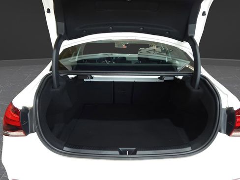 Used 2022 Mercedes-Benz A 220 4MATIC image 5