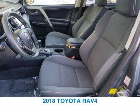 Used 2018 Toyota RAV4 XLE w/ All Weather Liner Package AWD/4WD image 20