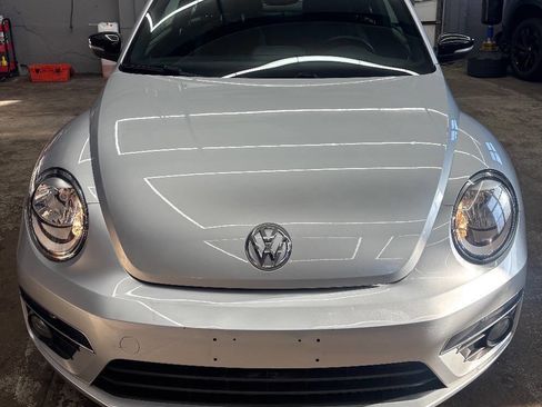 Used 2014 Volkswagen Beetle R-Line image 5