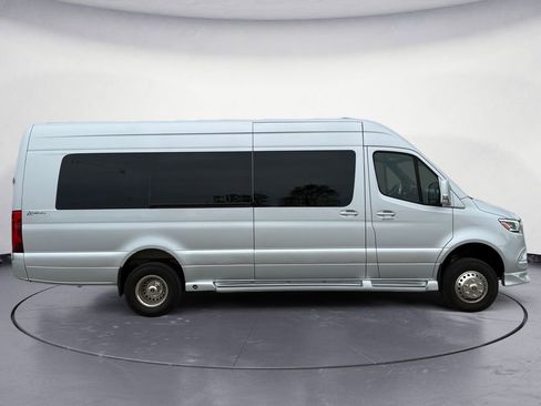 Used 2023 Mercedes-Benz Sprinter 3500 w/ Parking Package image 4